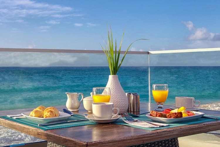 Breakfast in Aqua Terra 2